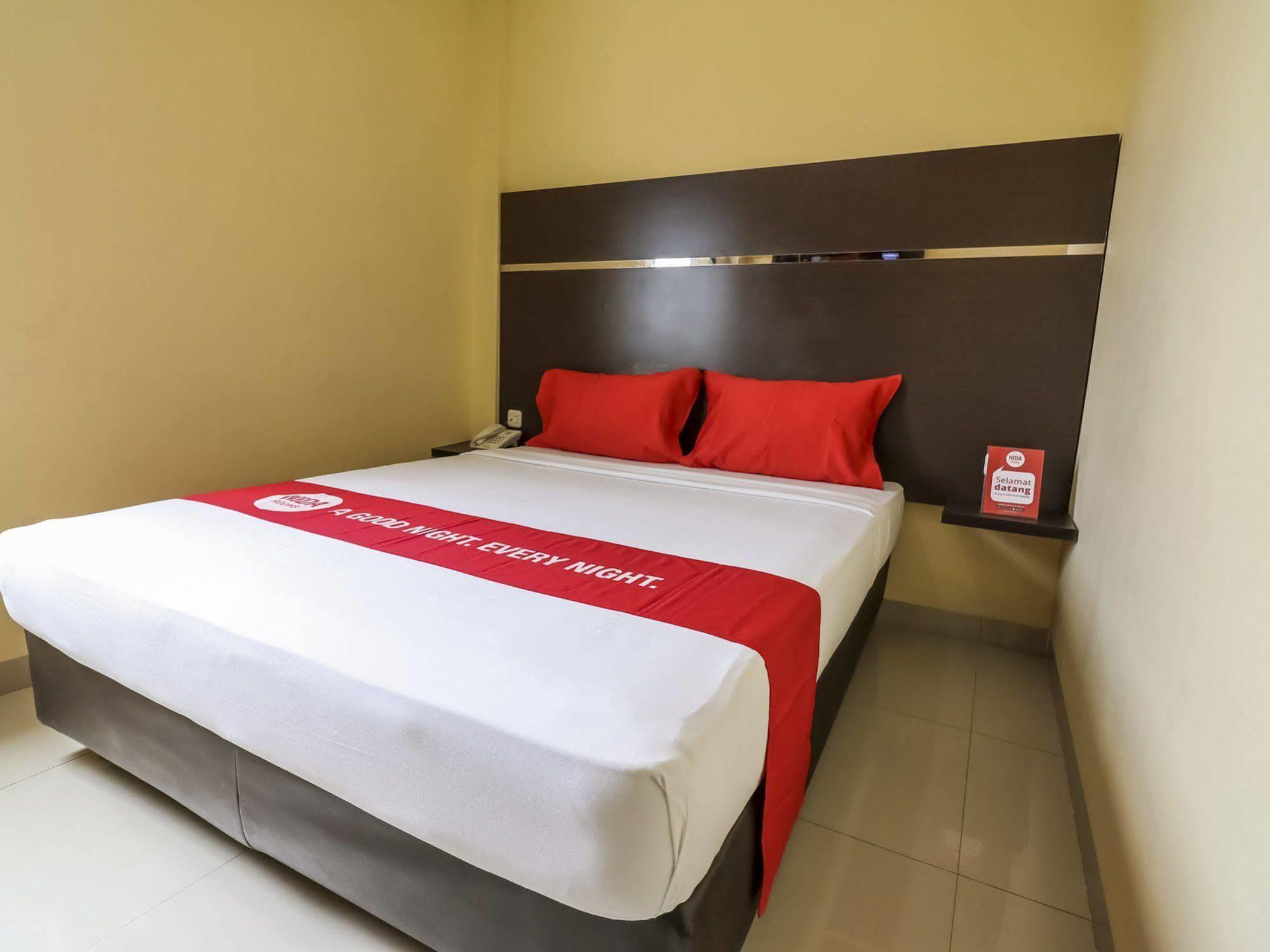 Nida Rooms Makassar Town Square Eksteriør billede