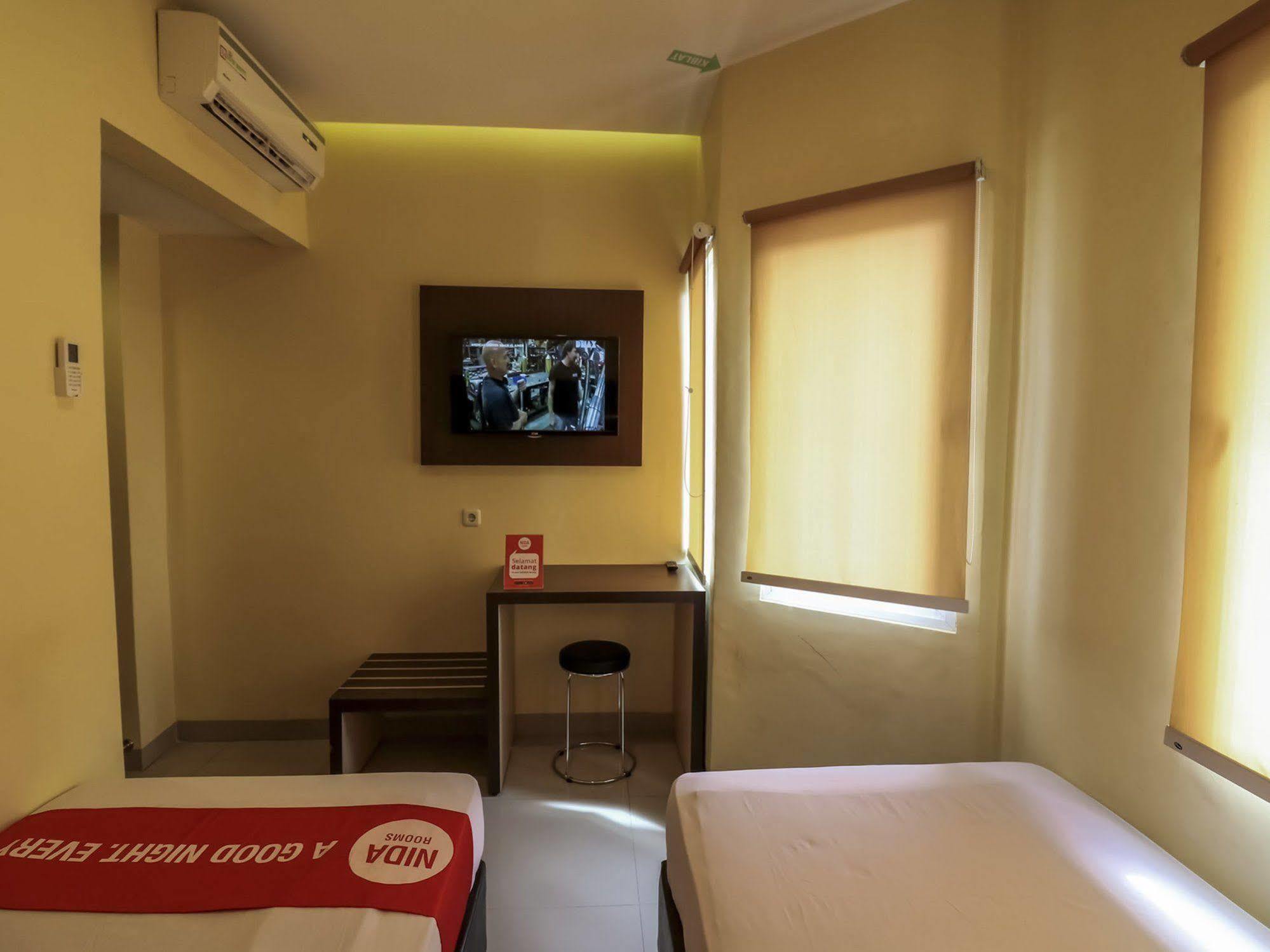 Nida Rooms Makassar Town Square Eksteriør billede