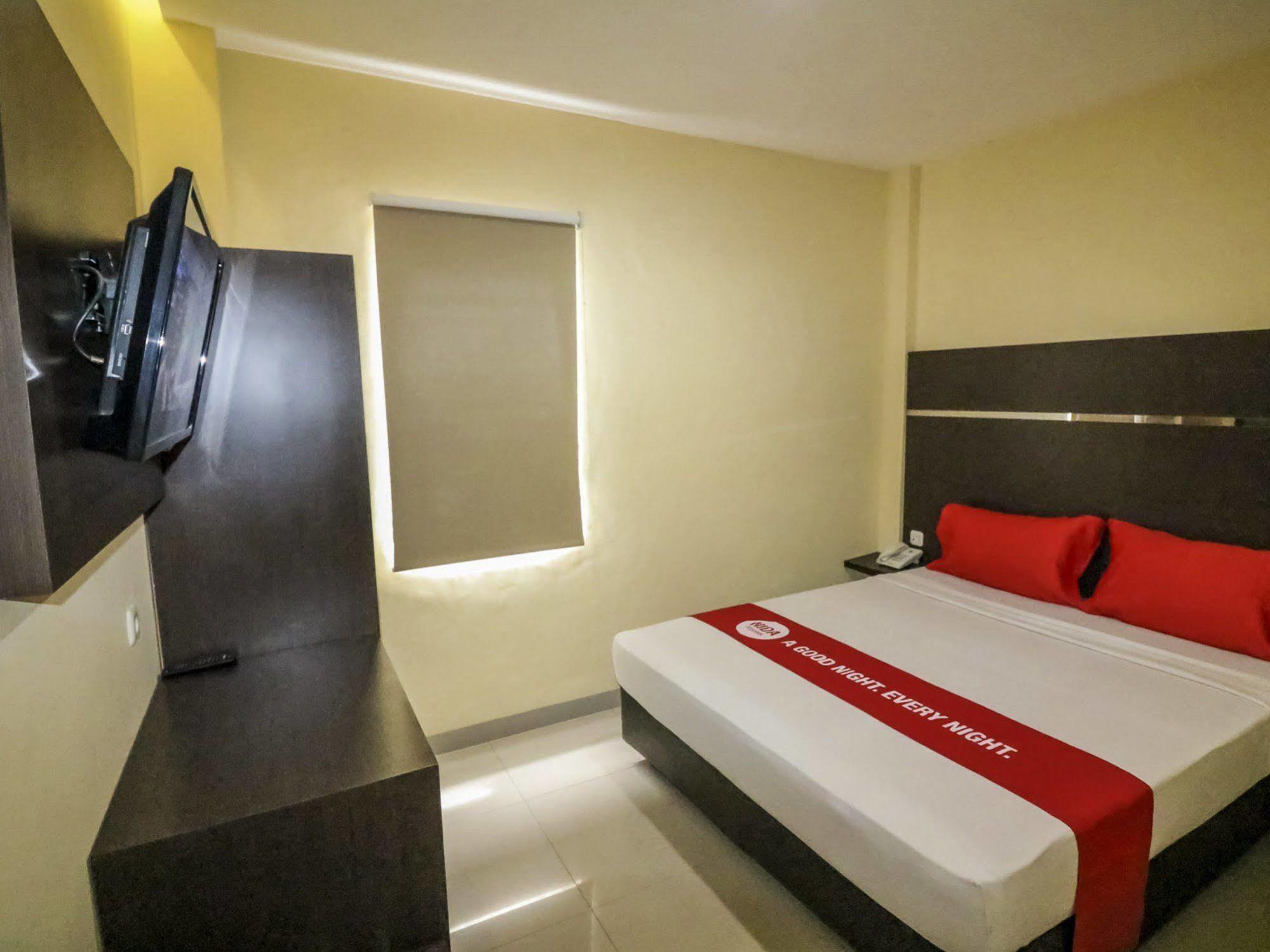 Nida Rooms Makassar Town Square Eksteriør billede