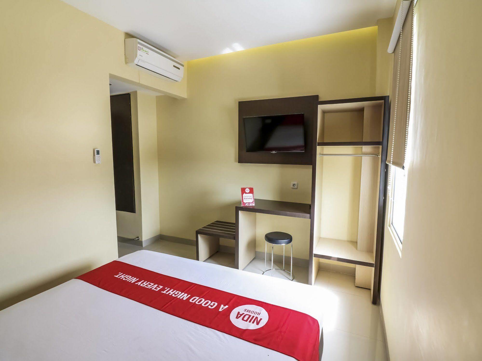 Nida Rooms Makassar Town Square Eksteriør billede