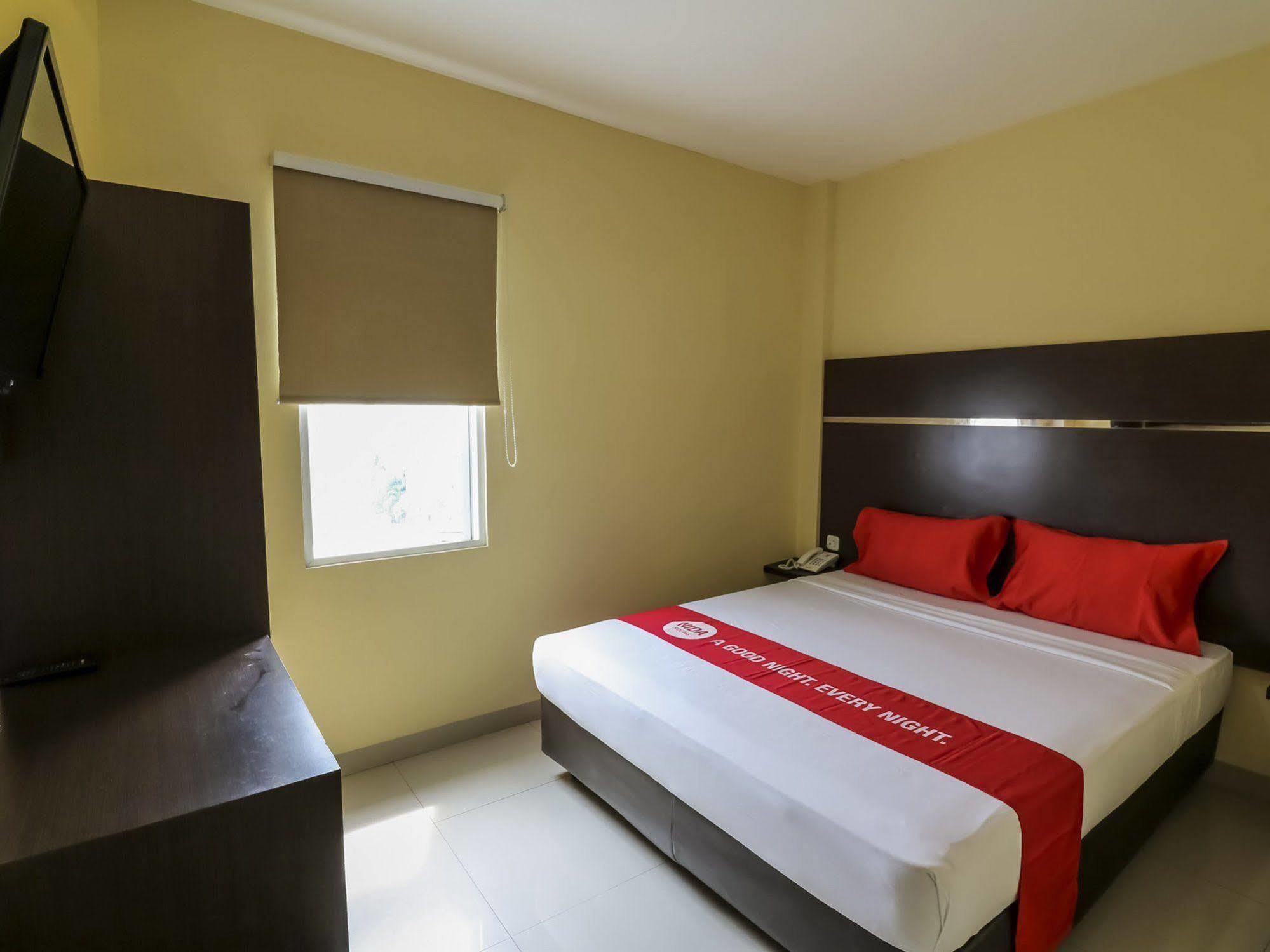 Nida Rooms Makassar Town Square Eksteriør billede