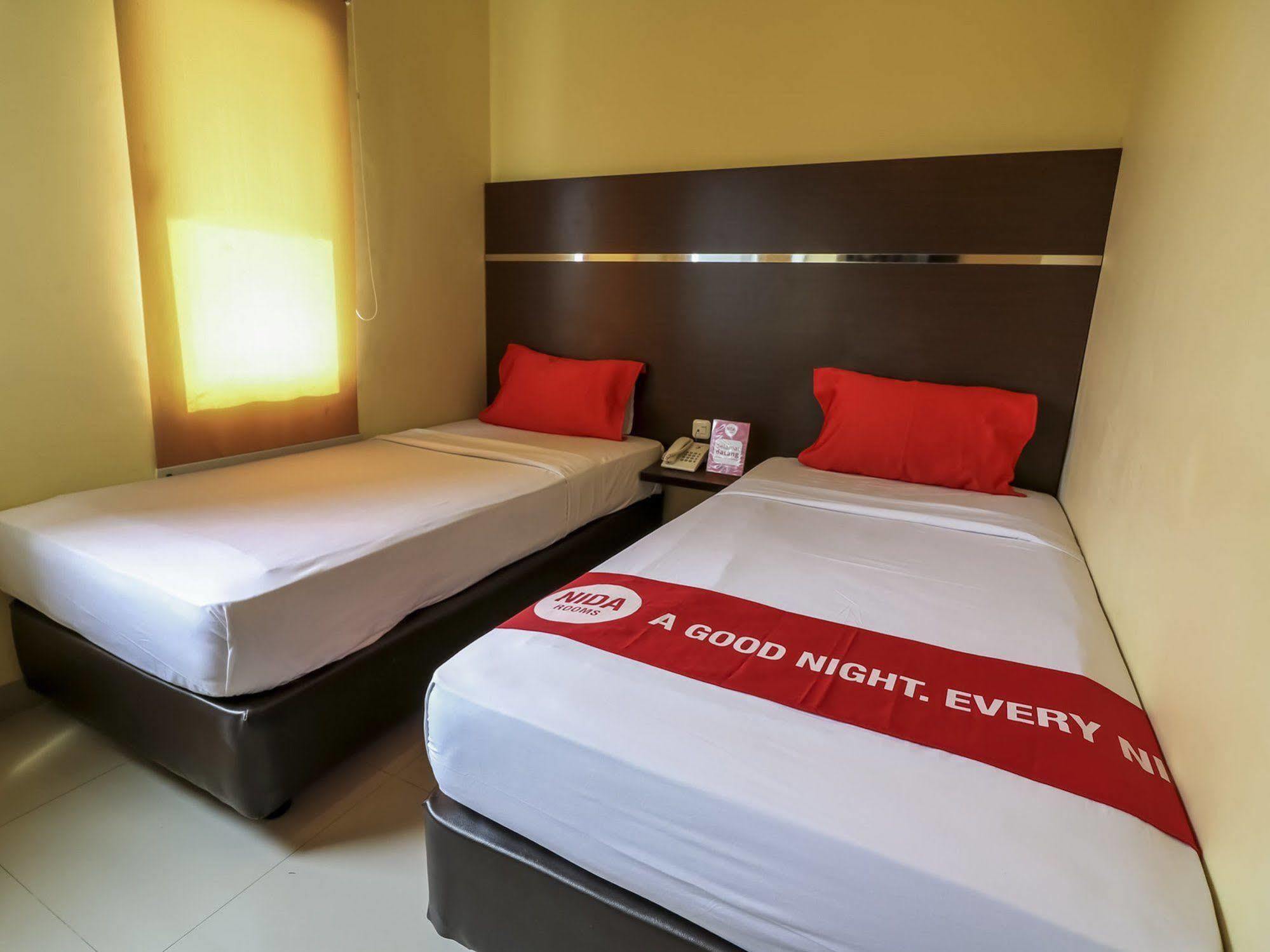 Nida Rooms Makassar Town Square Eksteriør billede